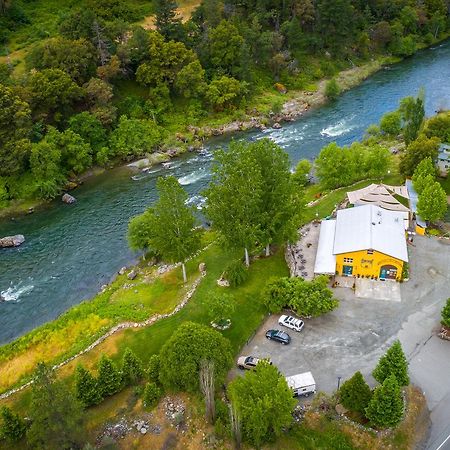 Strawhouse Resorts Big Bar Exteriör bild