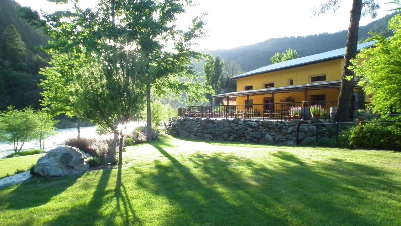 Strawhouse Resorts Big Bar Exteriör bild